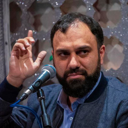 کسی اینجا حواسش نیست، به حال و روز ما مادر